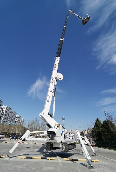 高空登高车.jpg